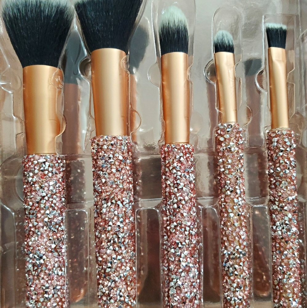 Nicole Miller NY GLITZ & GLAM 5 Brush Collection